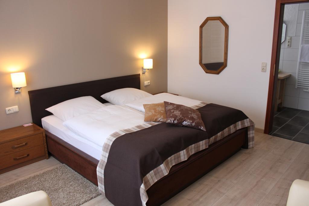 Berghotel Waidmannsheil Battenberg  エクステリア 写真