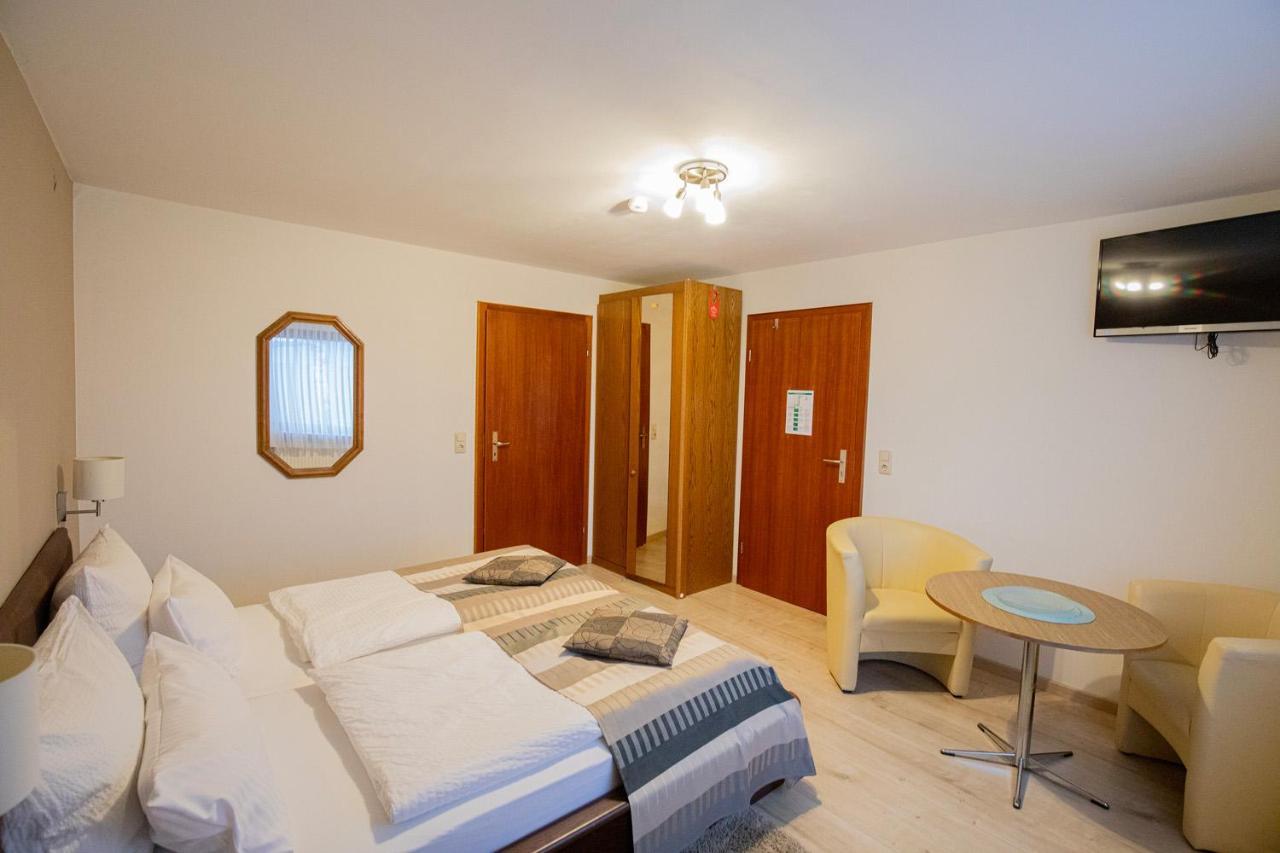 Berghotel Waidmannsheil Battenberg  エクステリア 写真