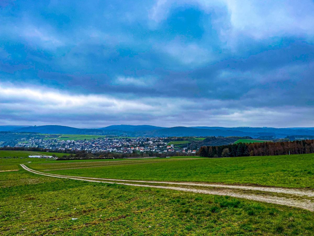 Berghotel Waidmannsheil Battenberg  エクステリア 写真