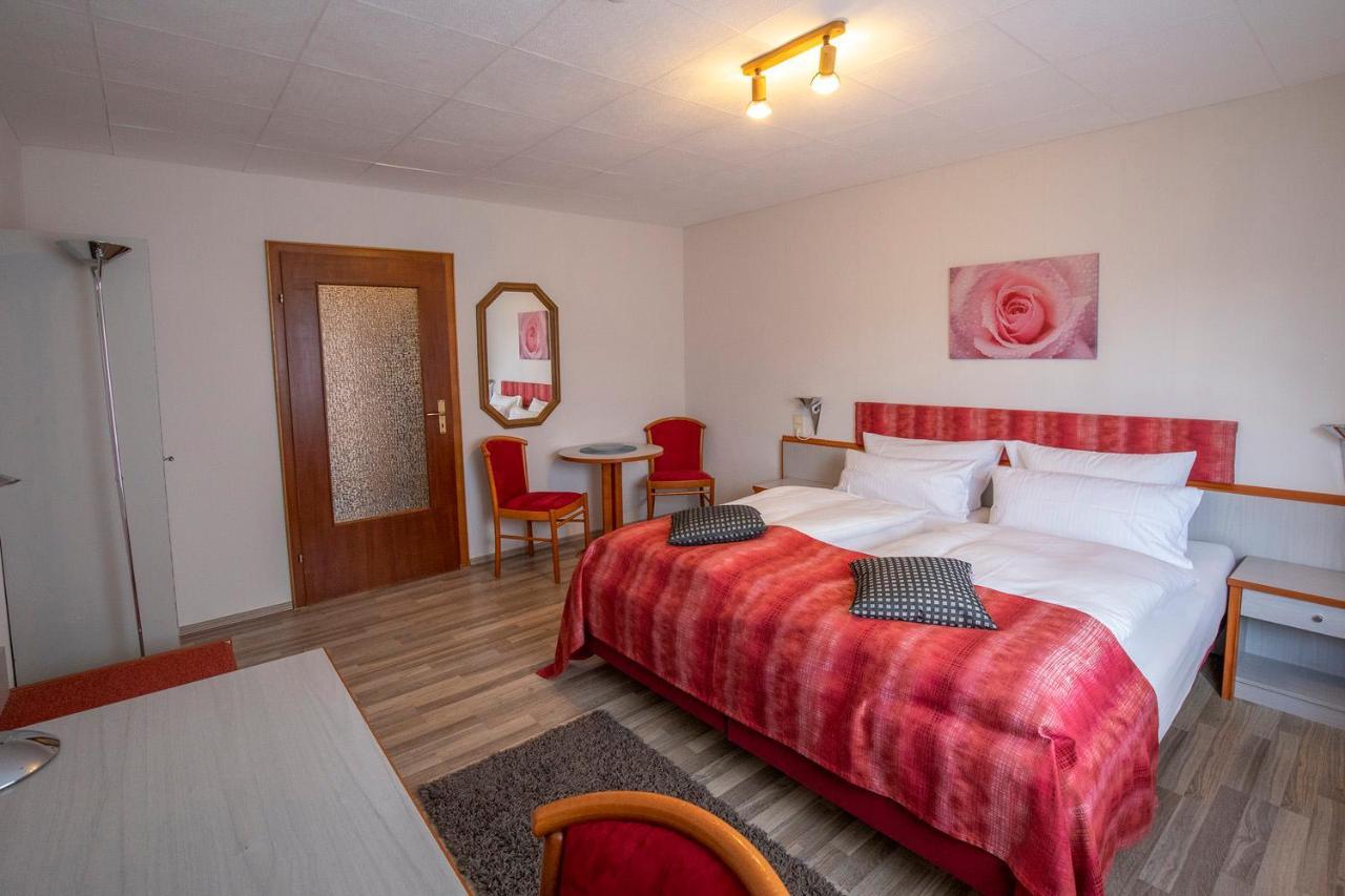 Berghotel Waidmannsheil Battenberg  エクステリア 写真