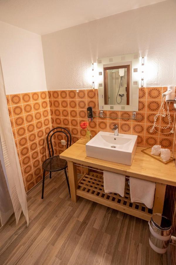 Berghotel Waidmannsheil Battenberg  エクステリア 写真