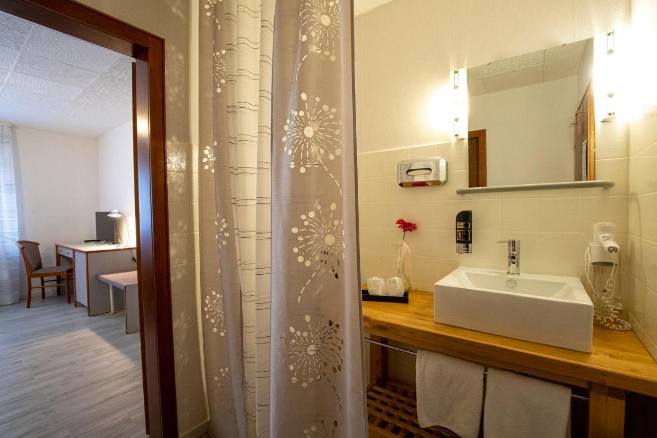 Berghotel Waidmannsheil Battenberg  エクステリア 写真