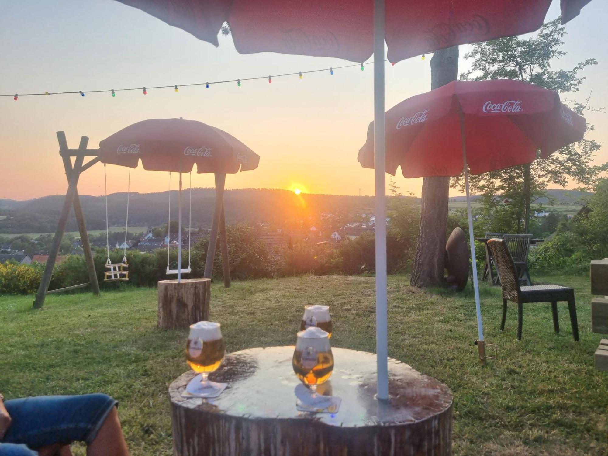 Berghotel Waidmannsheil Battenberg  エクステリア 写真