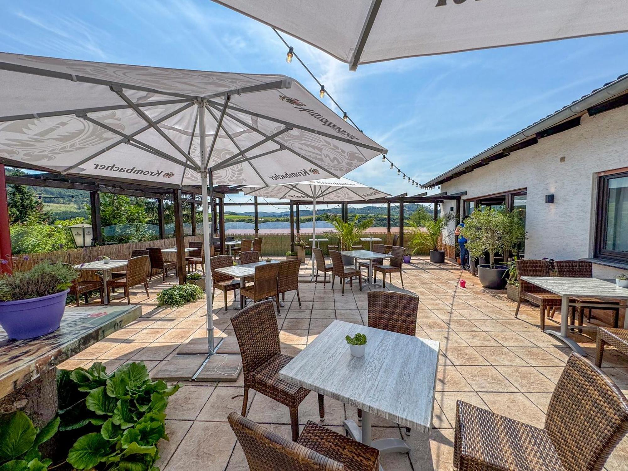 Berghotel Waidmannsheil Battenberg  エクステリア 写真