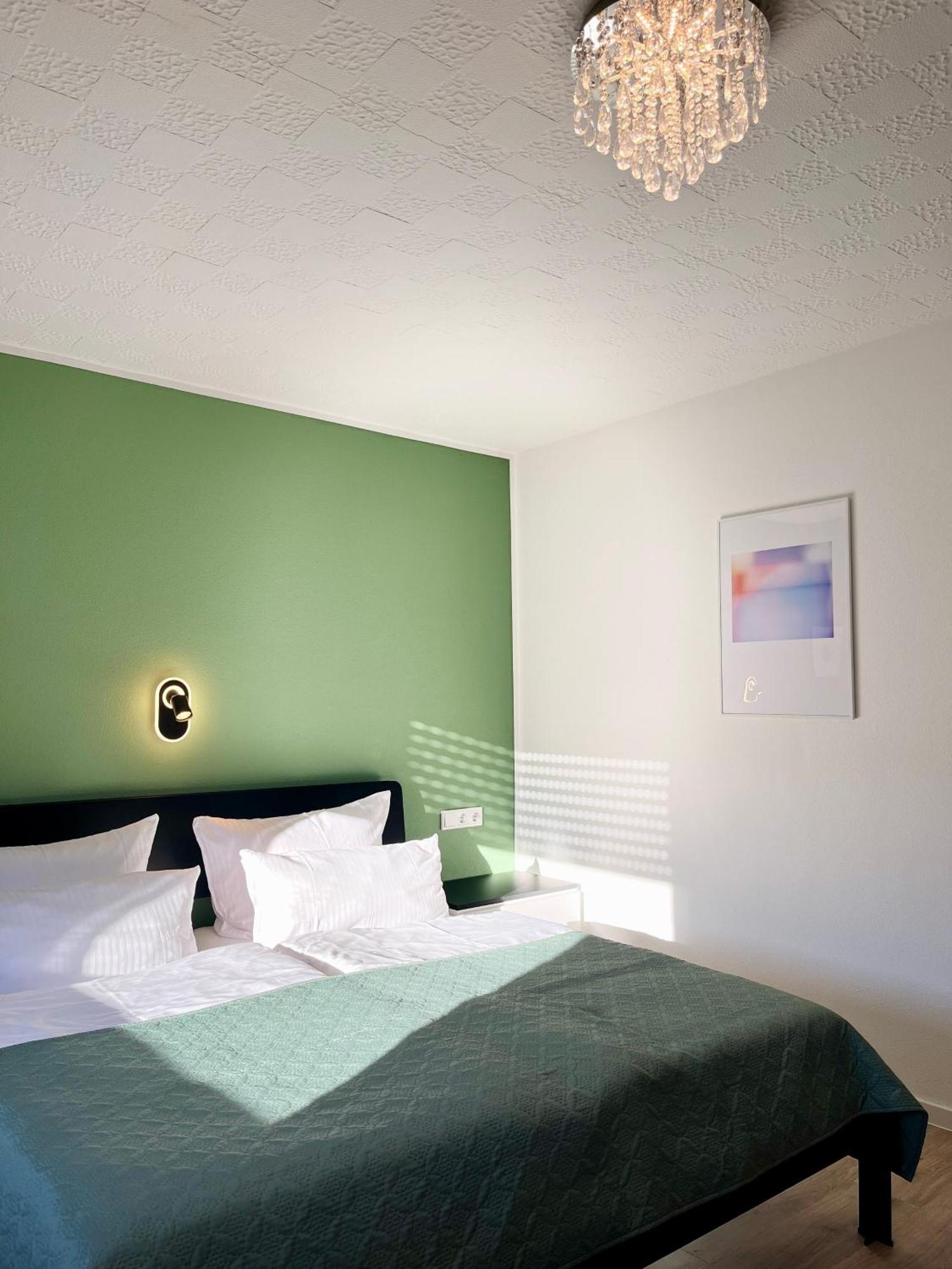 Berghotel Waidmannsheil Battenberg  エクステリア 写真