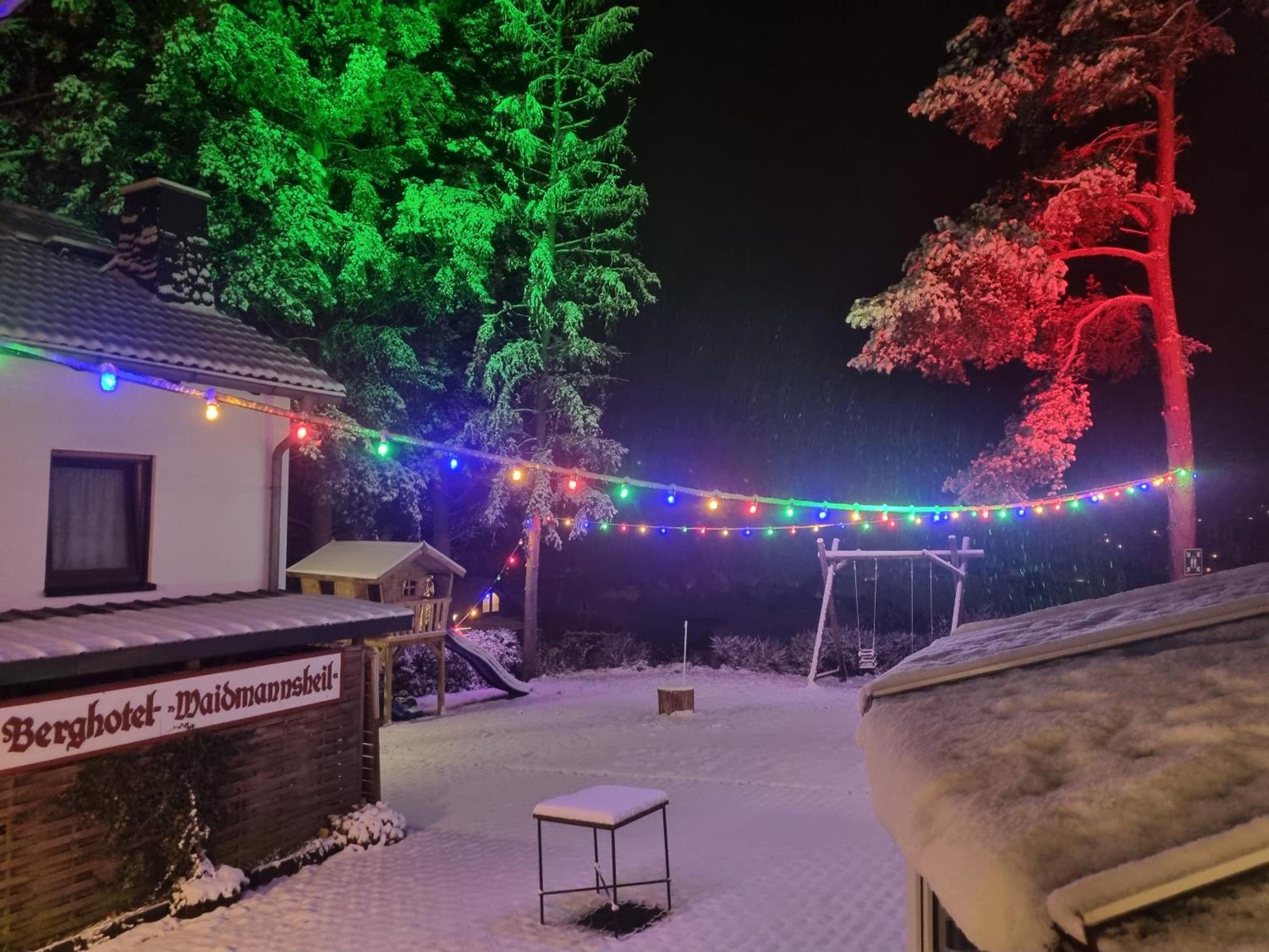 Berghotel Waidmannsheil Battenberg  エクステリア 写真