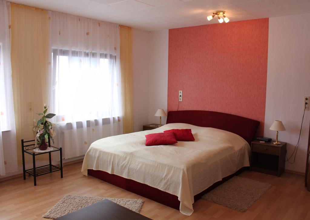Berghotel Waidmannsheil Battenberg  部屋 写真